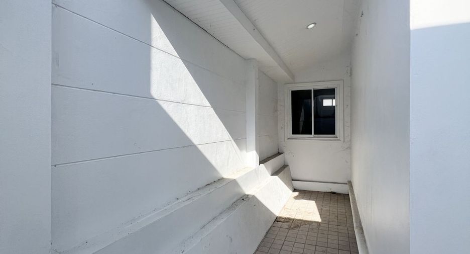 For sale 3 bedrooms house in Bang Lamung, Chonburi