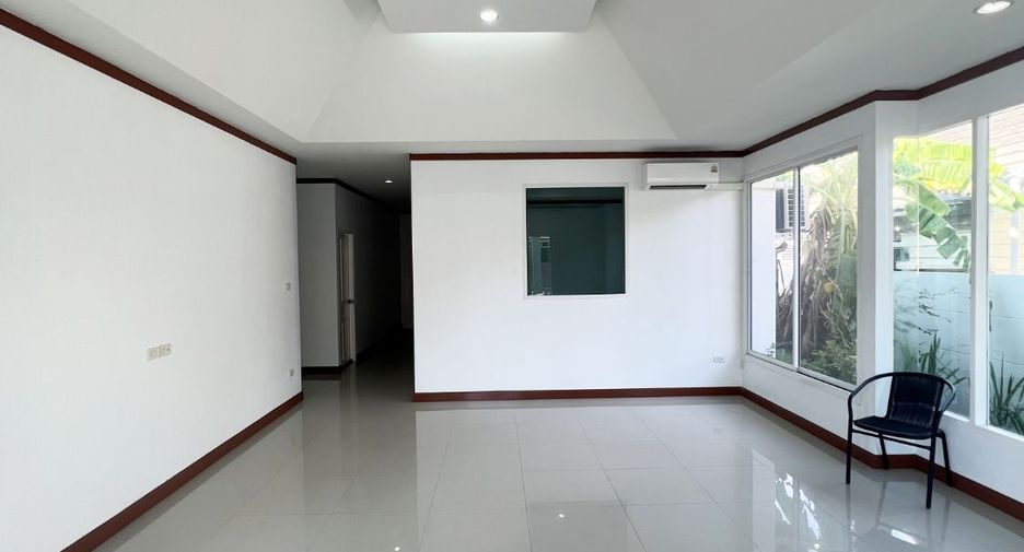 For sale 3 bedrooms house in Bang Lamung, Chonburi