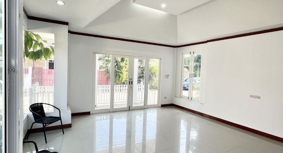 For sale 3 bedrooms house in Bang Lamung, Chonburi