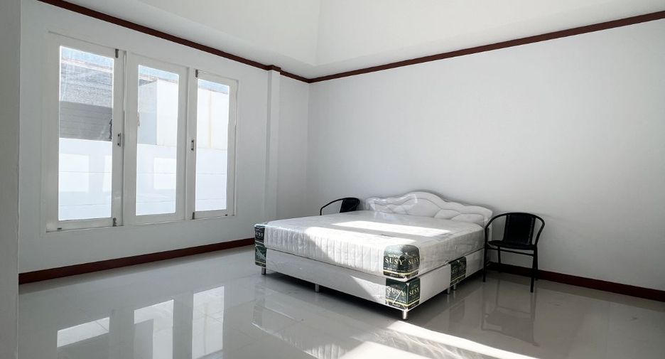 For sale 3 bedrooms house in Bang Lamung, Chonburi