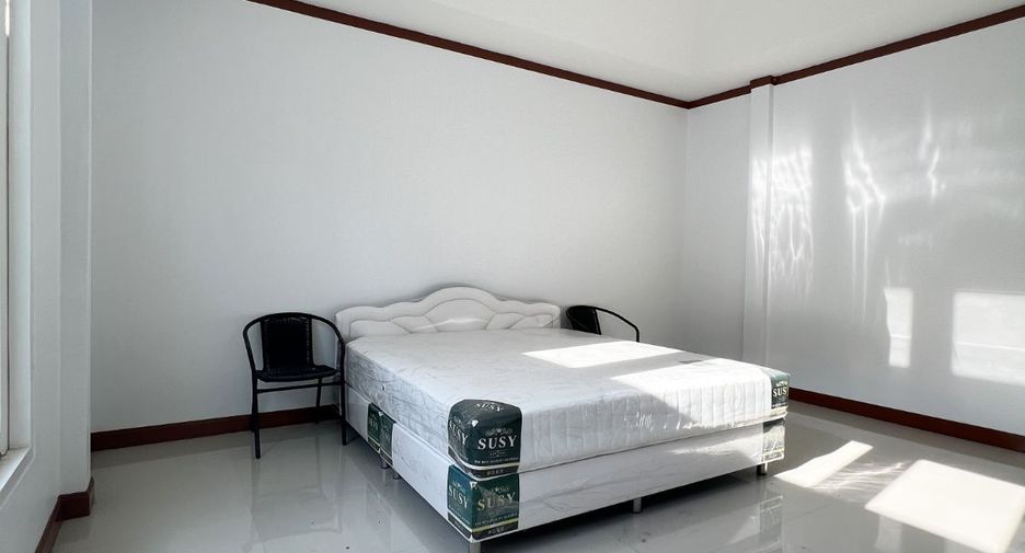 For sale 3 bedrooms house in Bang Lamung, Chonburi