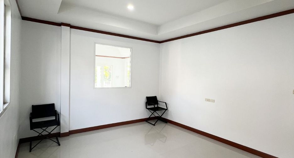 For sale 3 bedrooms house in Bang Lamung, Chonburi