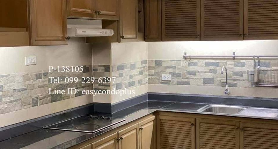 For rent 2 bedrooms condo in Sathon, Bangkok