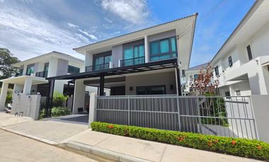 For sale 4 bedrooms house in Bang Lamung, Chonburi