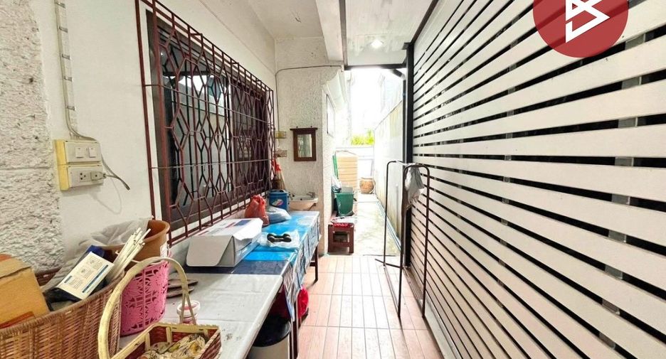 出售 3 卧室 联排别墅 在 Mueang Nakhon Si Thammarat, Nakhon Si Thammarat