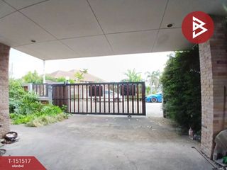 Casa en venta de 3 habitaciones en Sam Phran, Nakhon Pathom