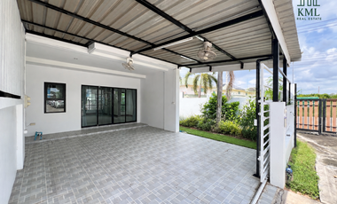 For sale 2 bedrooms townhouse in Bang Lamung, Chonburi