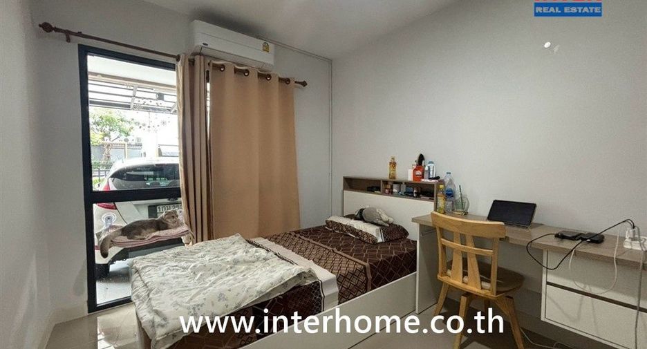 For sale 3 bedrooms townhouse in Sai Mai, Bangkok
