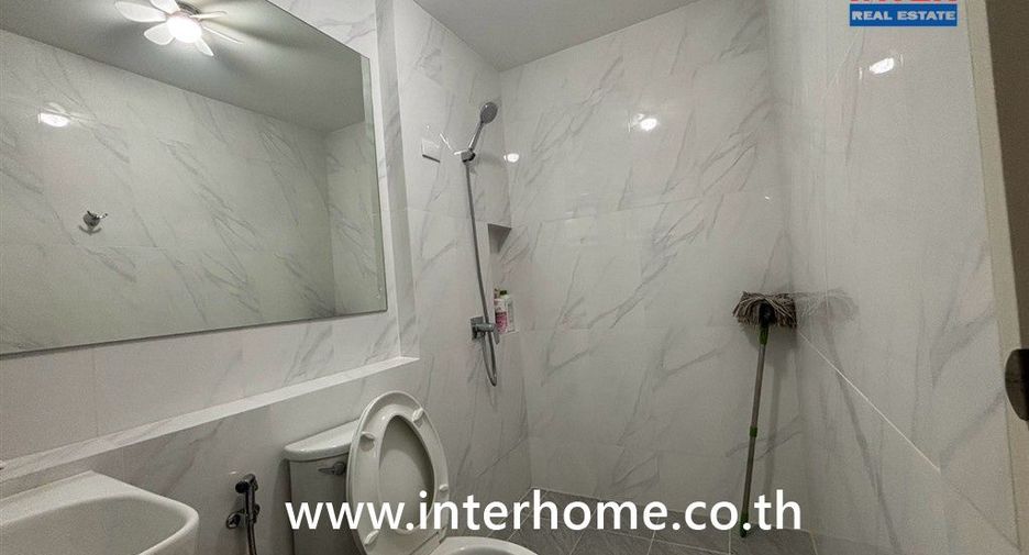 For sale 3 bedrooms townhouse in Sai Mai, Bangkok
