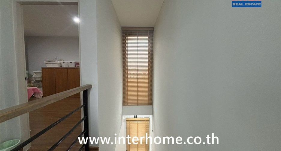 For sale 3 bedrooms townhouse in Sai Mai, Bangkok