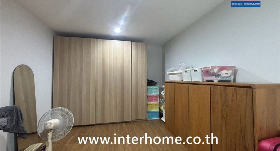 For sale 3 bedrooms townhouse in Sai Mai, Bangkok