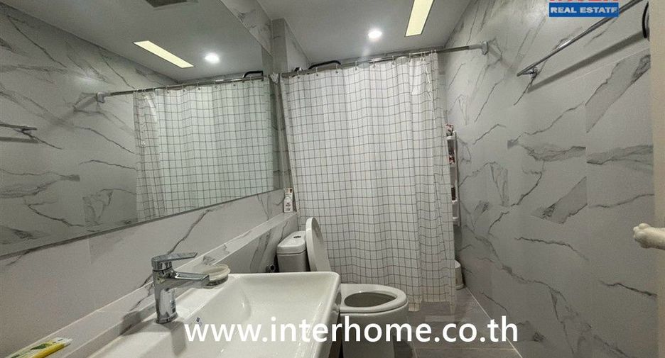 For sale 3 bedrooms townhouse in Sai Mai, Bangkok