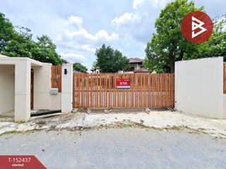 Casa en venta de 3 habitaciones en Sam Phran, Nakhon Pathom
