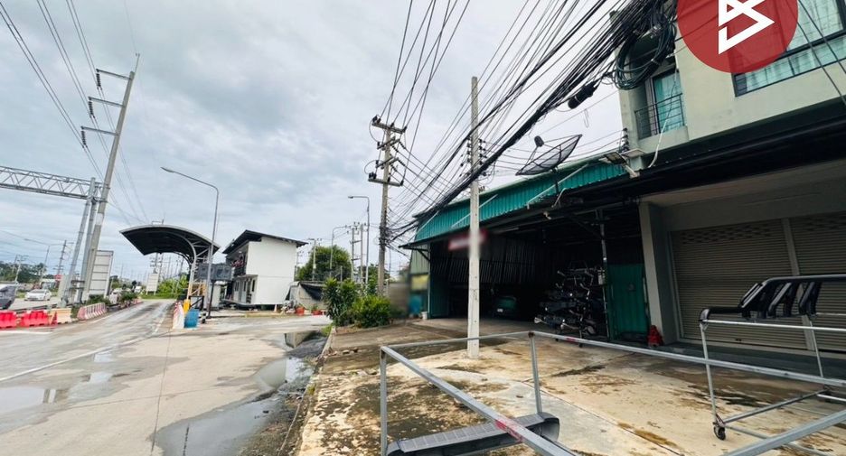 For sale 3 bedrooms retail Space in Ban Pong, Ratchaburi