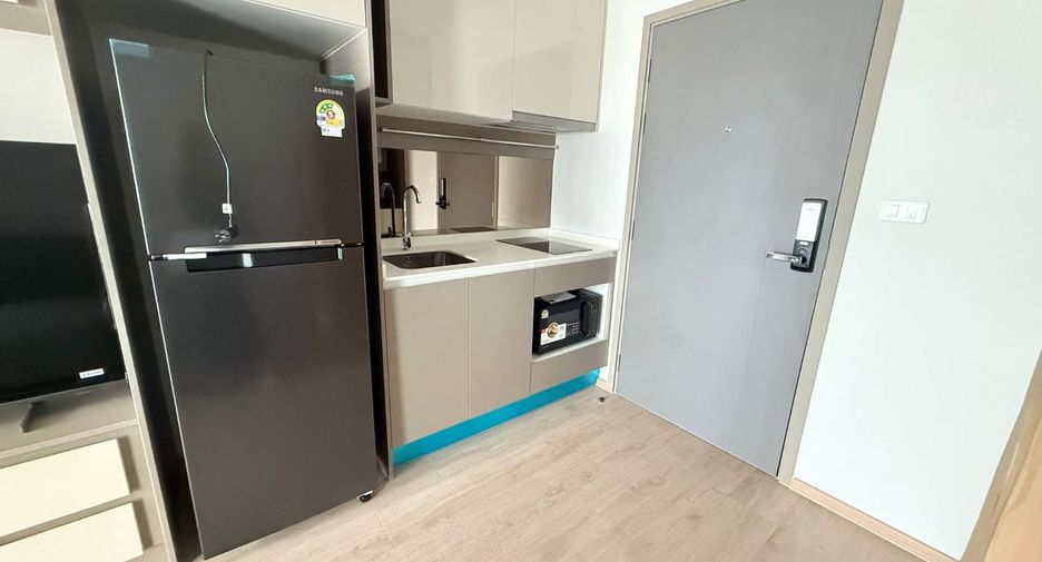 Condo en alquiler de 1 habitaciones en Khlong San, Bangkok