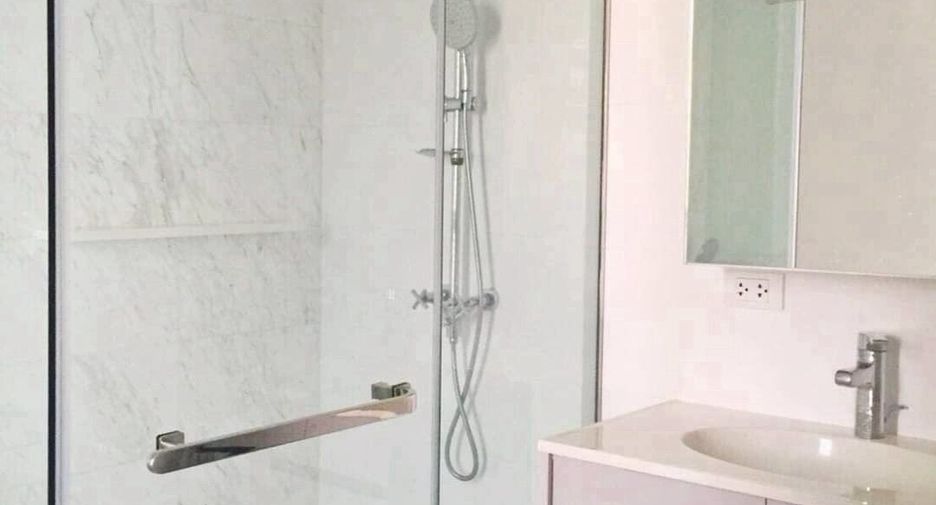 For sale 2 bedrooms condo in Watthana, Bangkok