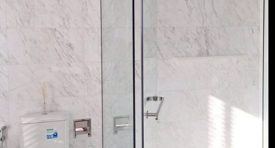 For sale 2 bedrooms condo in Watthana, Bangkok