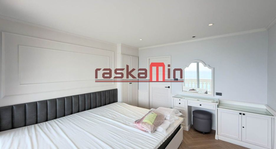 For rent 3 bedrooms condo in Bang Lamung, Chonburi