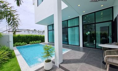 Villa zur Miete und zum Kauf mit 4 Zimmer in Huay Yai, Pattaya