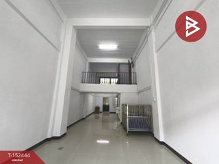 Продажа 4 спальни торговое помещение в Mueang Samut Prakan, Самутпракан