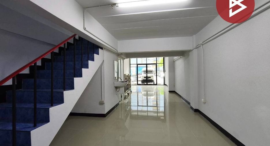 ขาย 4 ห้องนอน พื้นที่ค้าปลีก ใน เมืองสมุทรปราการ, สมุทรปราการ