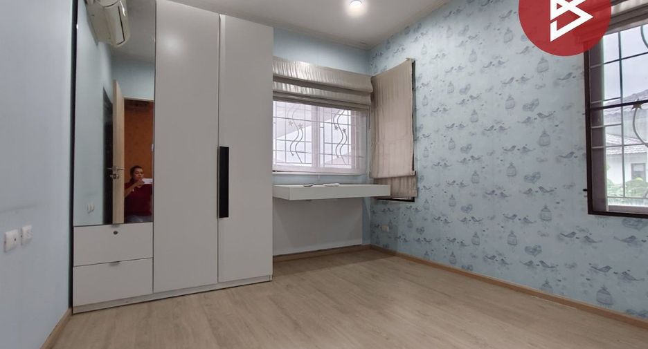 For sale 4 bedrooms house in Bang Phli, Samut Prakan