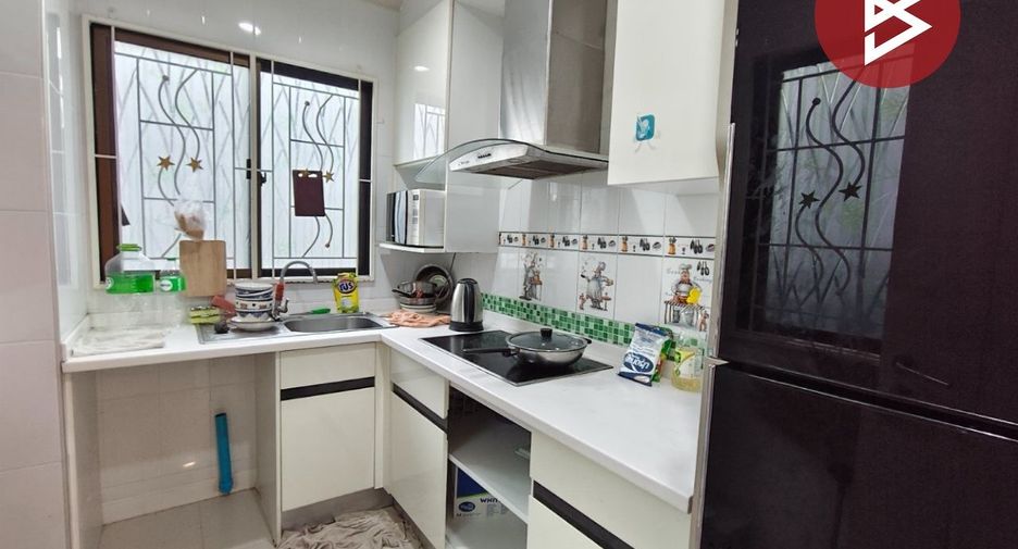 For sale 4 bedrooms house in Bang Phli, Samut Prakan