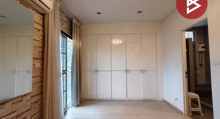 For sale 4 bedrooms house in Bang Phli, Samut Prakan
