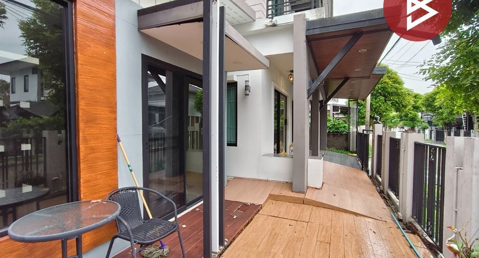 For sale 4 bedrooms house in Bang Phli, Samut Prakan