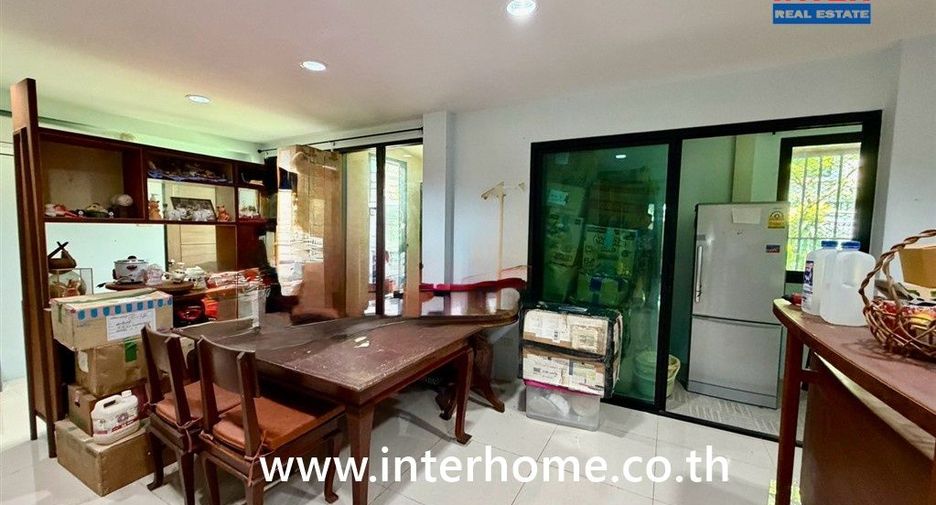 出售 7 卧室 独立屋 在 Phaya Thai, 曼谷