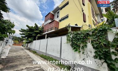 出售 7 卧室 独立屋 在 Phaya Thai, 曼谷