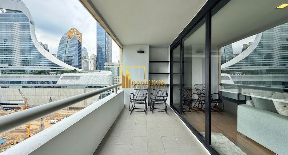 For rent 3 bedrooms condo in Pathum Wan, Bangkok