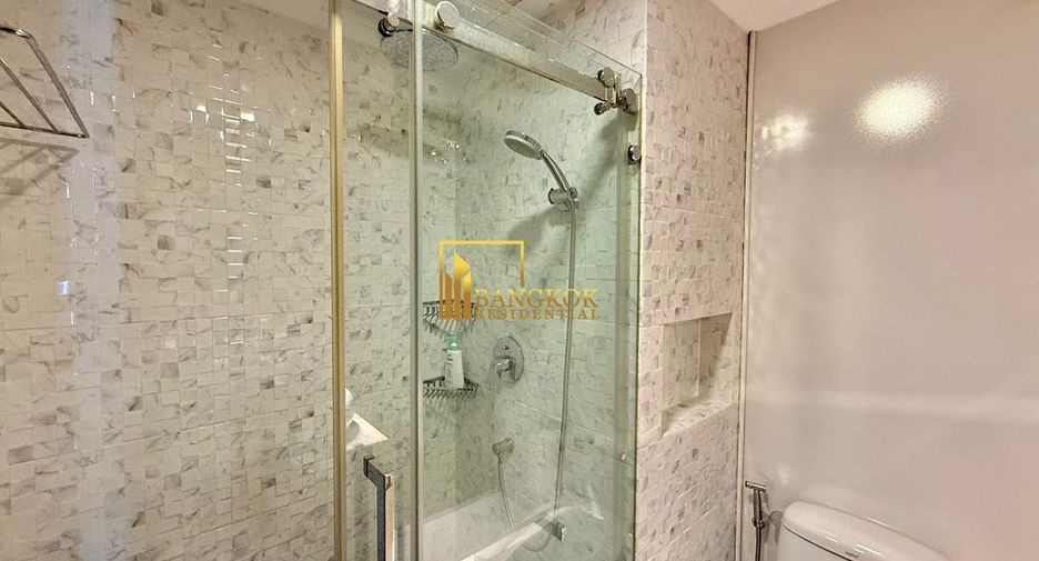 For rent 3 bedrooms condo in Pathum Wan, Bangkok