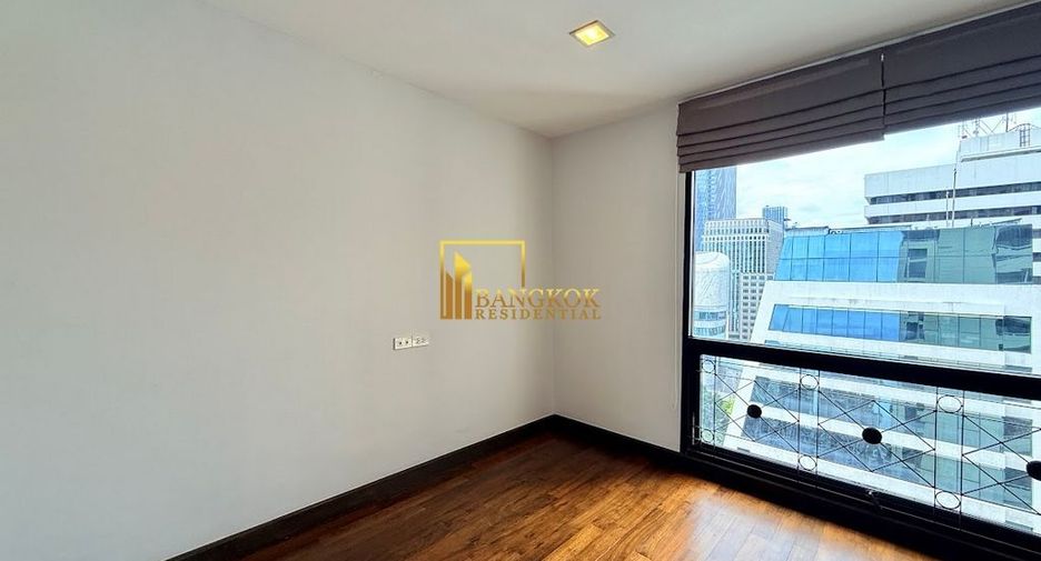 For rent 3 bedrooms condo in Pathum Wan, Bangkok