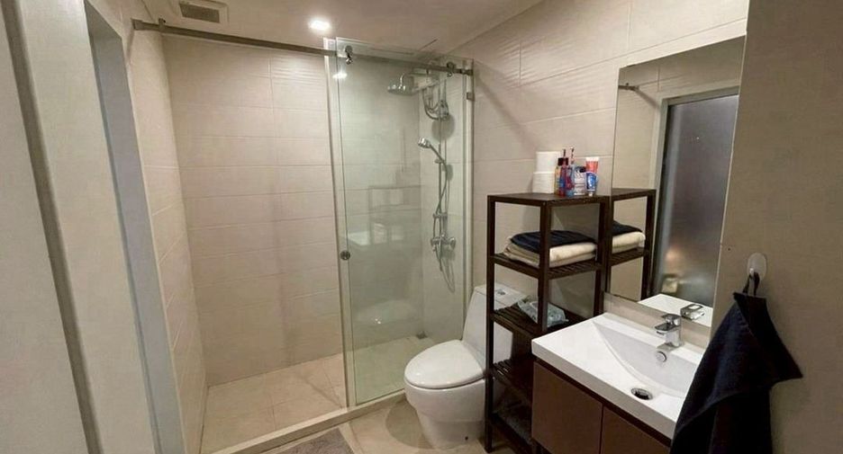 Condo en venta de 3 habitaciones en Watthana, Bangkok