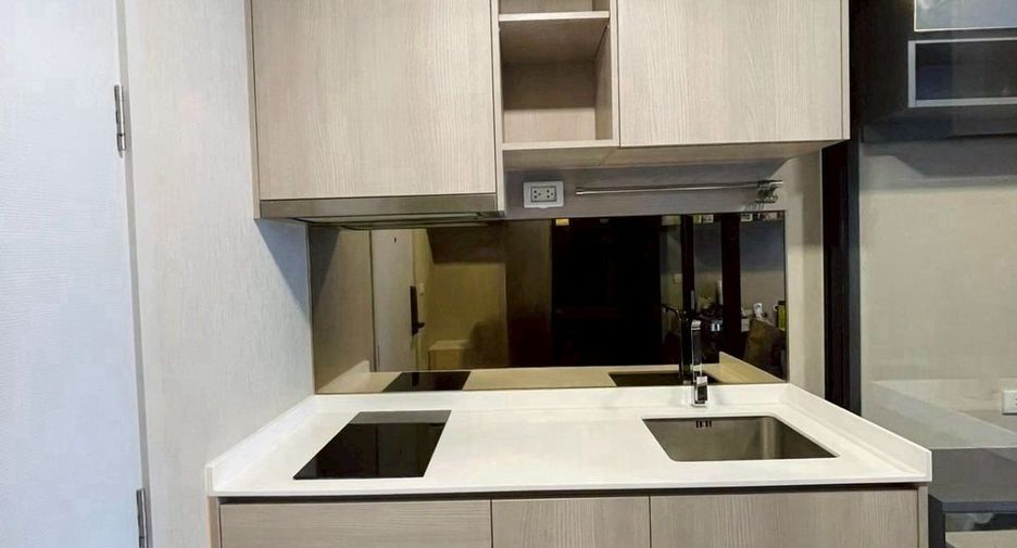 Condo en venta de 1 habitaciones en Phra Khanong, Bangkok