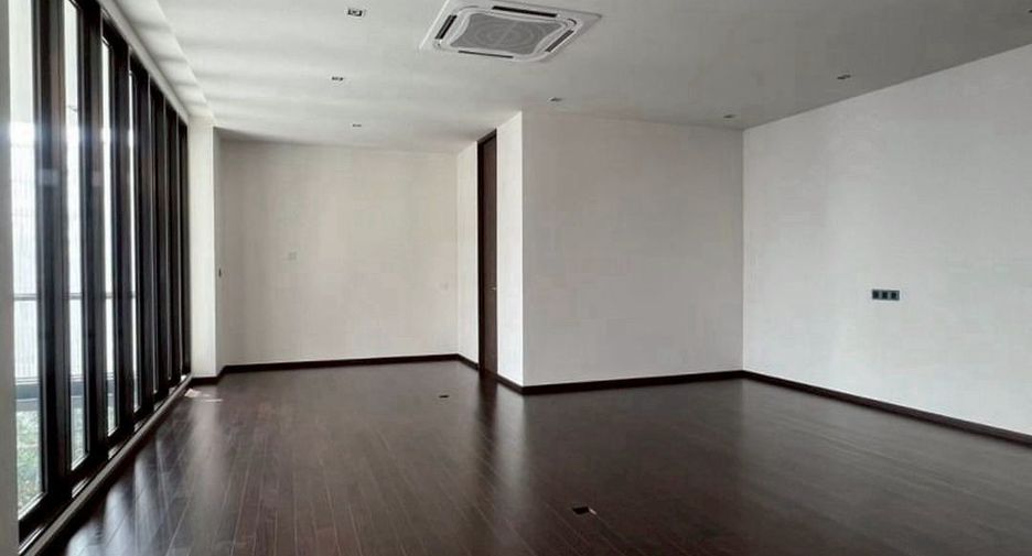Casa en venta de 4 habitaciones en Bueng Kum, Bangkok