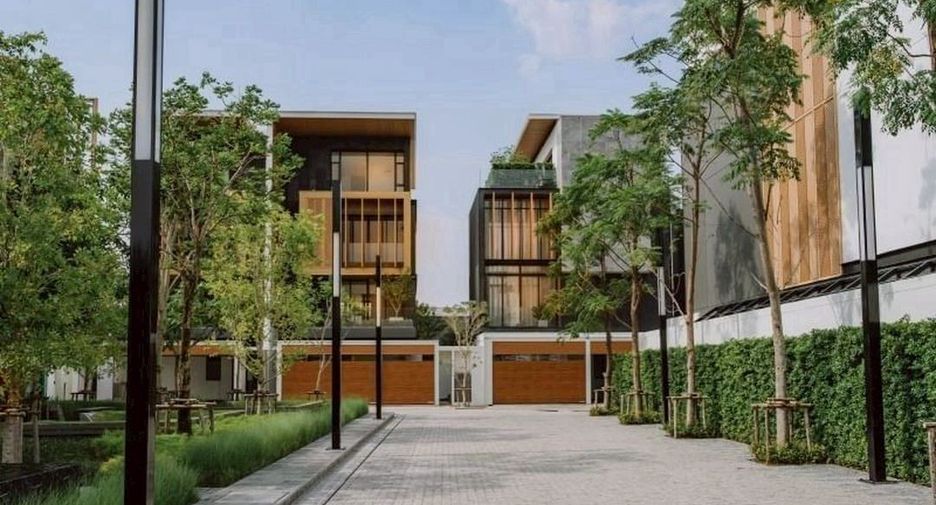 Casa en venta de 4 habitaciones en Bueng Kum, Bangkok
