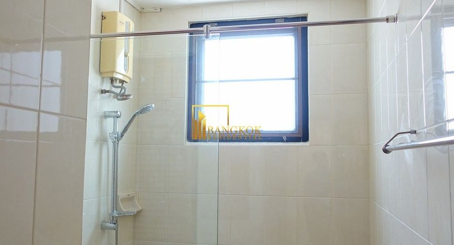 For rent studio house in Watthana, Bangkok