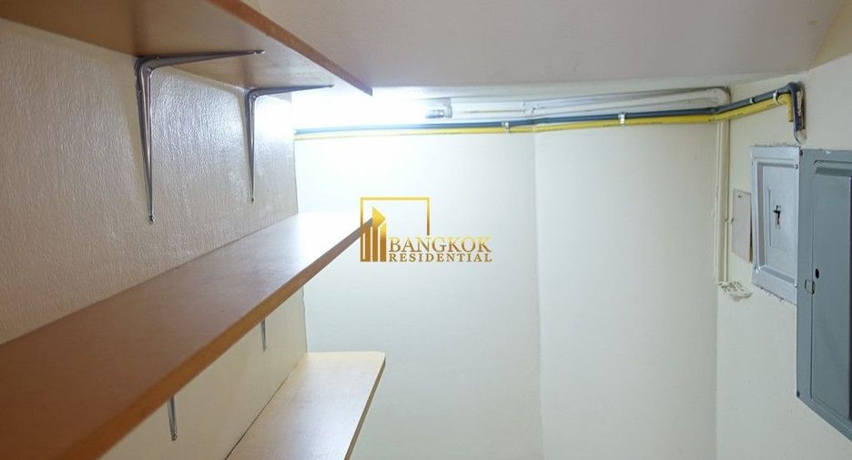 For rent studio house in Watthana, Bangkok