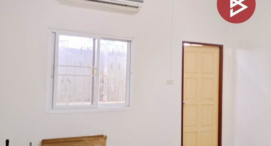 For sale 4 bedrooms retail Space in Bua Yai, Nakhon Ratchasima