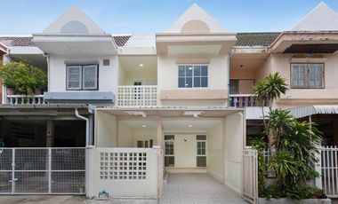 À vendre 3 chambres maison de ville à Mueang Nonthaburi, Nonthaburi