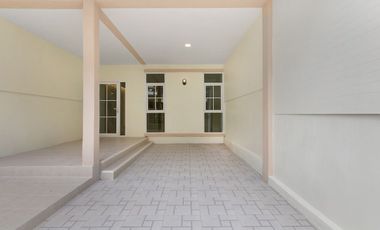 À vendre 3 chambres maison de ville à Mueang Nonthaburi, Nonthaburi