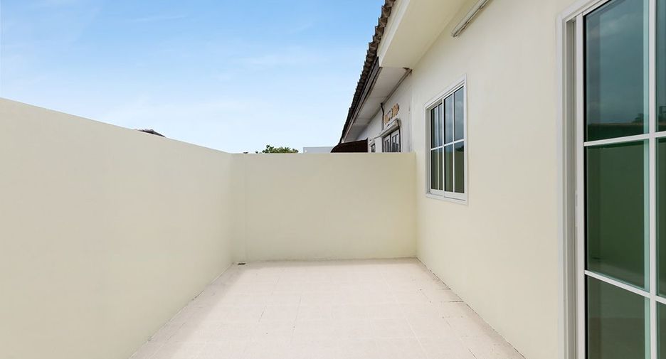 À vendre 3 chambres maison de ville à Mueang Nonthaburi, Nonthaburi