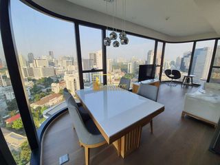For rent 2 bedrooms condo in Bang Rak, Bangkok