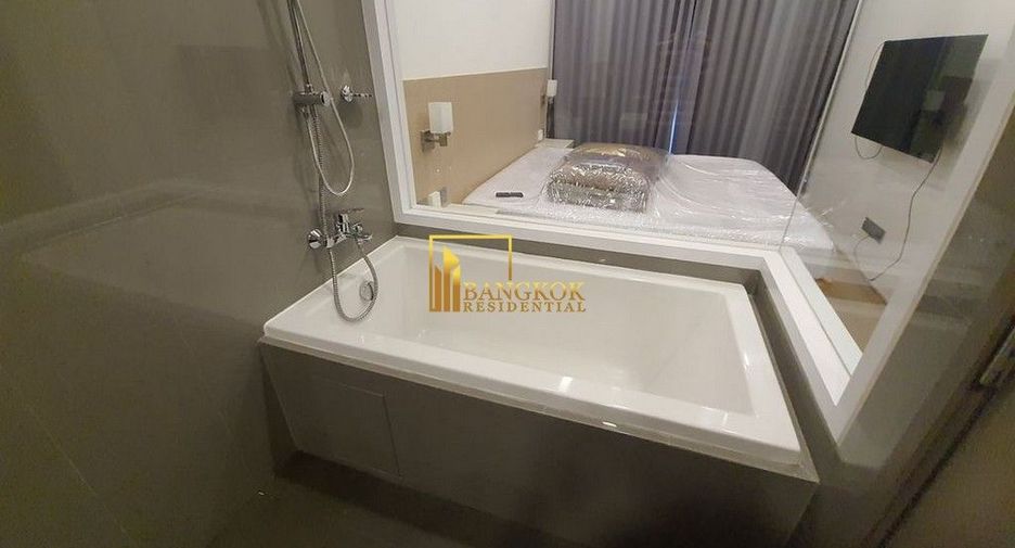 For rent 2 bedrooms condo in Bang Rak, Bangkok
