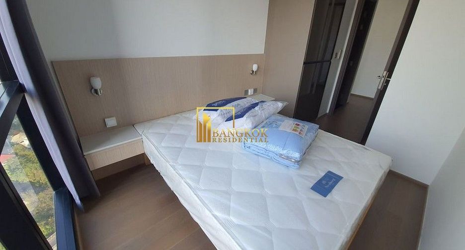 For rent 2 bedrooms condo in Bang Rak, Bangkok