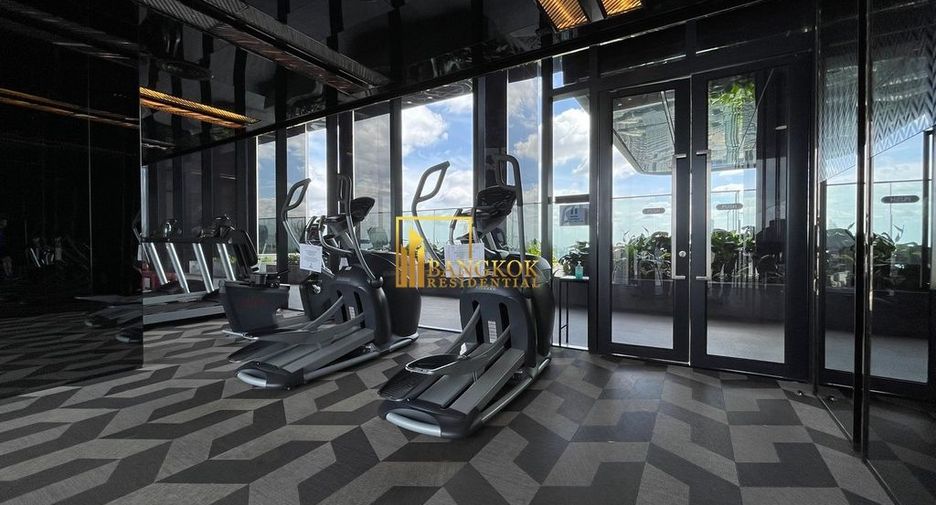 For rent 2 bedrooms condo in Bang Rak, Bangkok