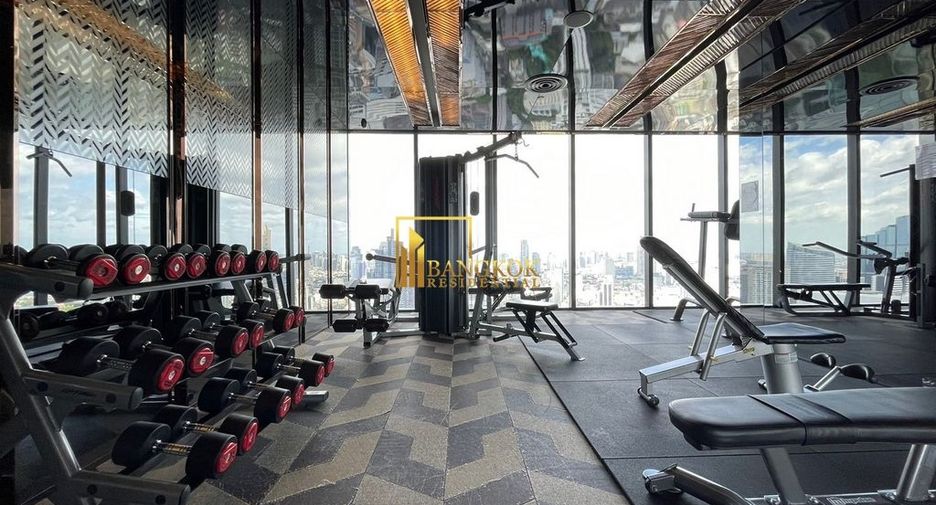 For rent 2 bedrooms condo in Bang Rak, Bangkok