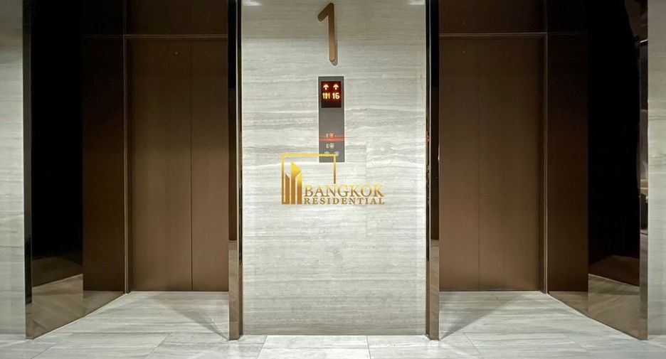 For rent 2 bedrooms condo in Bang Rak, Bangkok